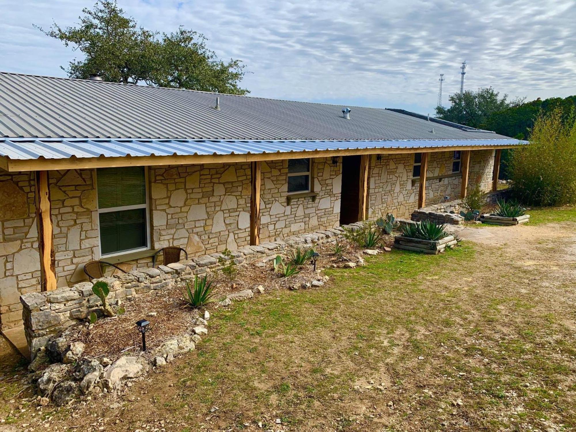 La Vista Villa Canyon Lake Exterior photo